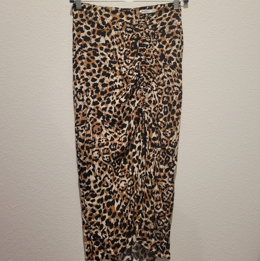 Stradivarius midi skirt